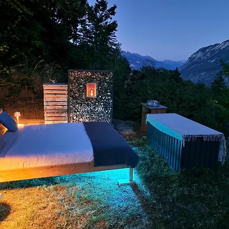 Οργανωμένο κάμπινγκ Nuit Insolite - Au Jardin Des Etoiles - Diogne - *